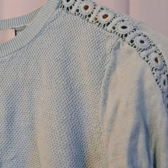 ANN TAYLOR LOFT Crochet Sweater Top XS Light Blue Eyelet shell sleeve Crew neck - Picture 2 of 7